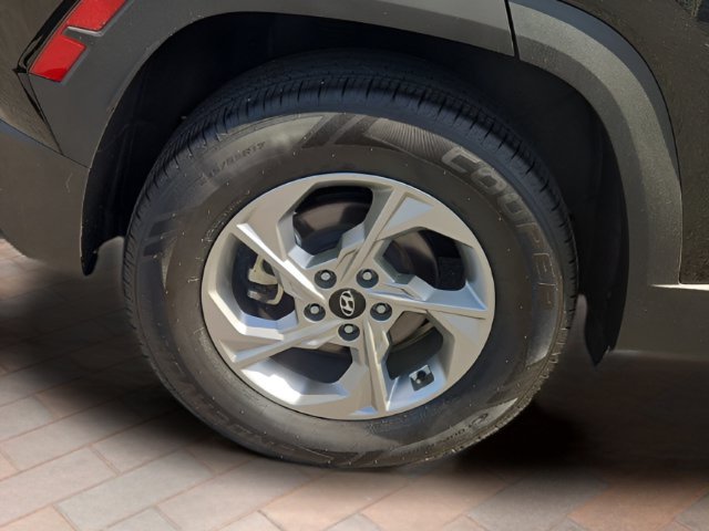 Used 2024 Black Pearl Hyundai SEL image 3