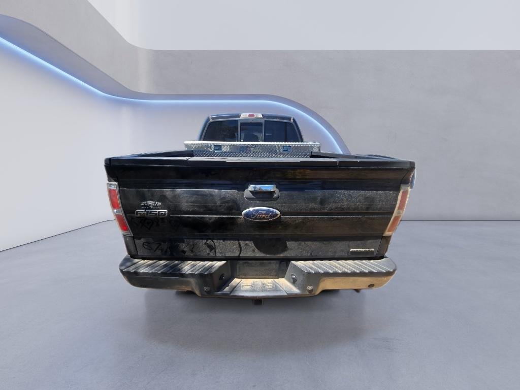 Used 2011 Tuxedo Black Metallic Ford XLT image 4