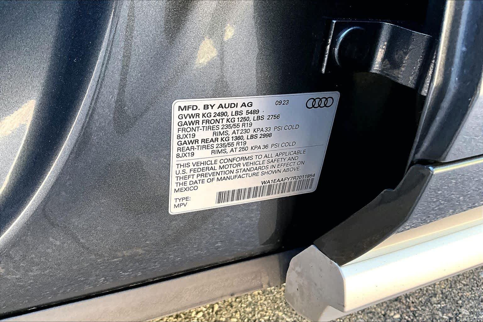 Used 2024 Daytona Gray Pearl Effect Audi S line Premium Plus image 34