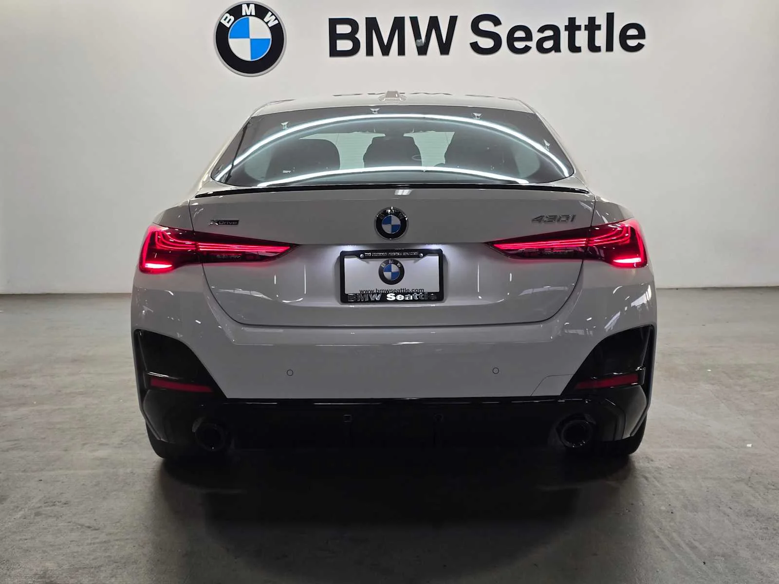 New 2026 Alpine White BMW 430i xDrive image 5