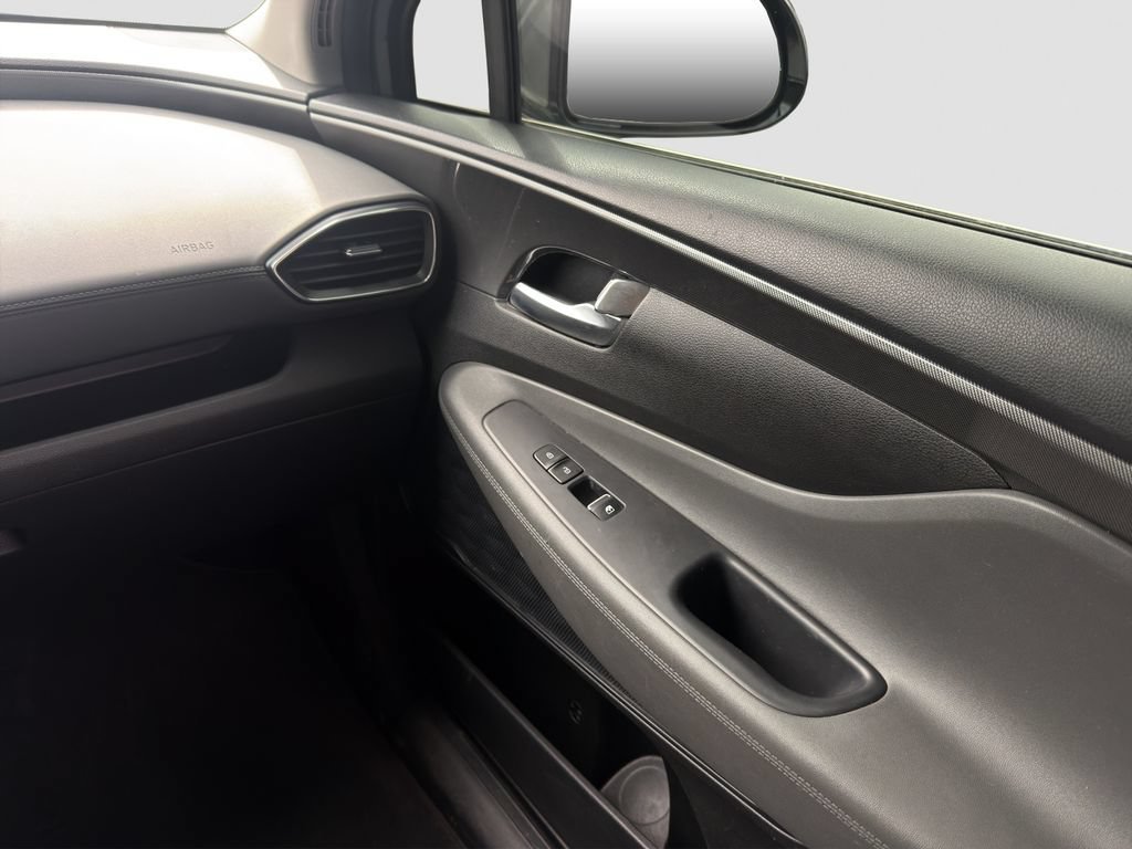 Used 2022 Silver Hyundai SEL image 26