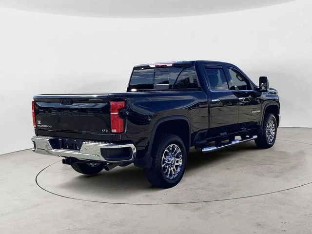 Used 2026 Black Chevrolet LTZ image 5