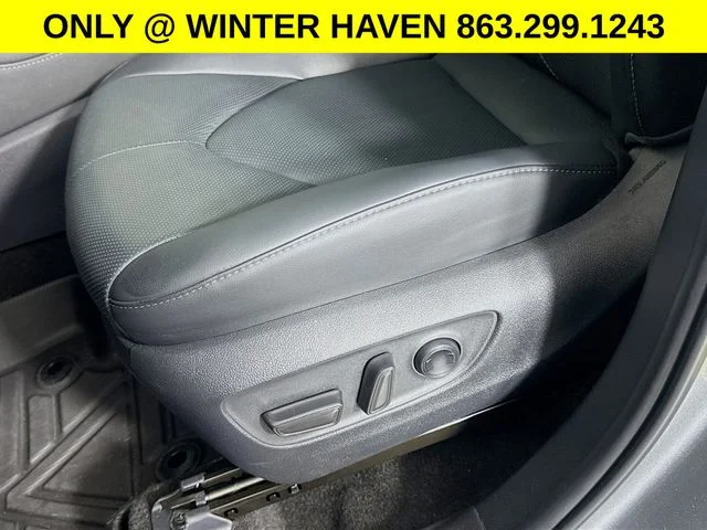 Used 2026  Toyota Platinum image 19