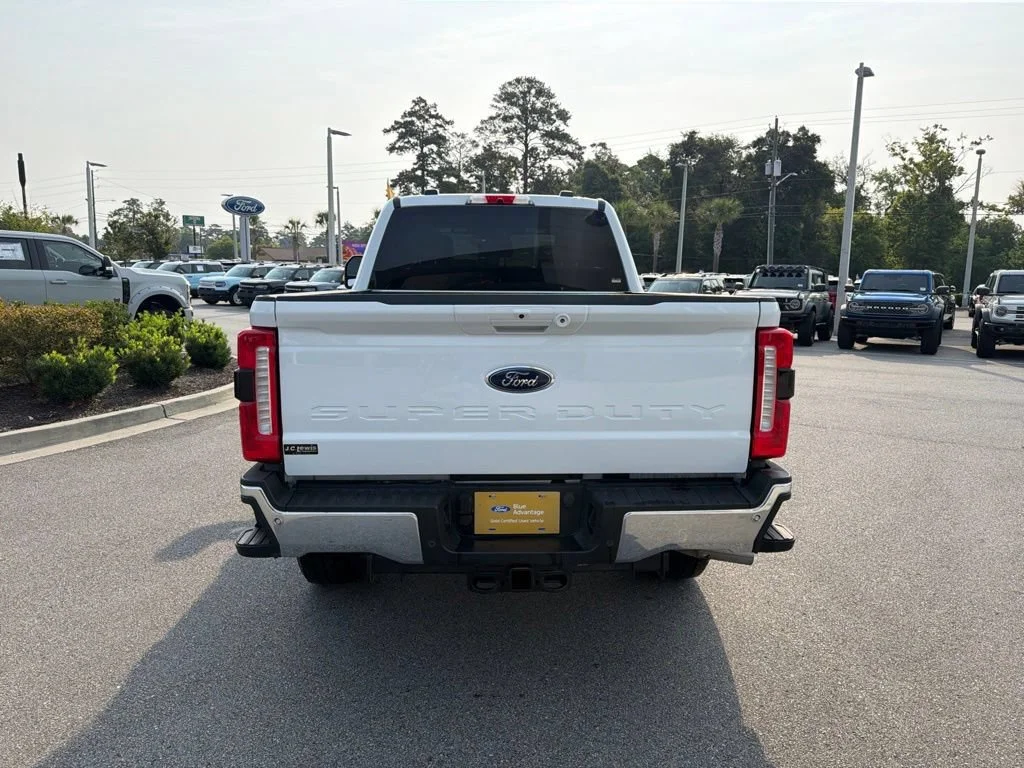 Certified Used 2026 Oxford White Ford Lariat image 7