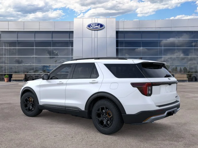New 2026 Star White Metallic Tri-Coat Ford Tremor® image 51