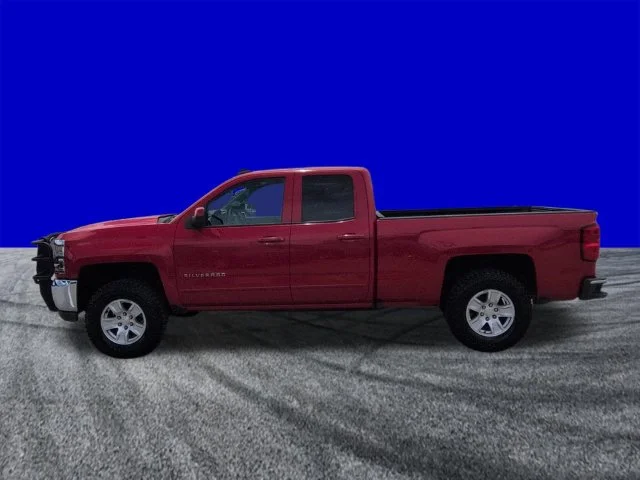 Used 2018 Red Hot Chevrolet LT image 7