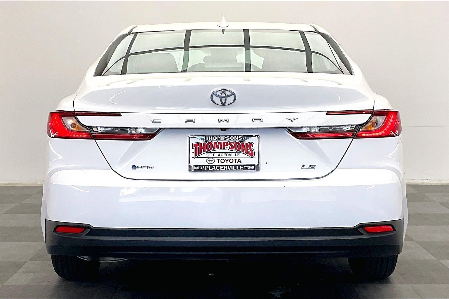 Used 2025 Ice Cap Toyota LE image 3