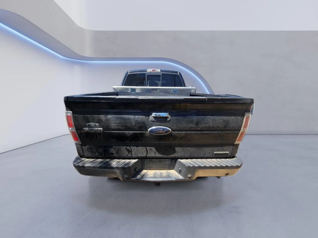 Used 2011 Tuxedo Black Metallic Ford XLT image 4