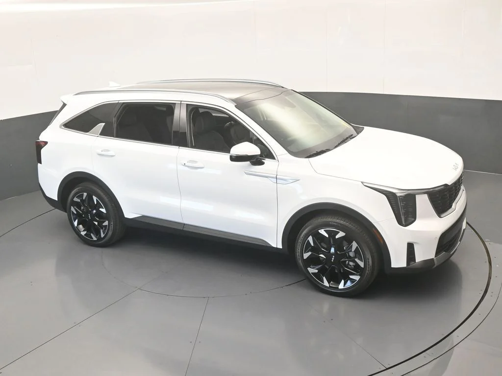 Used 2025 Glacial White Pearl Kia EX image 55