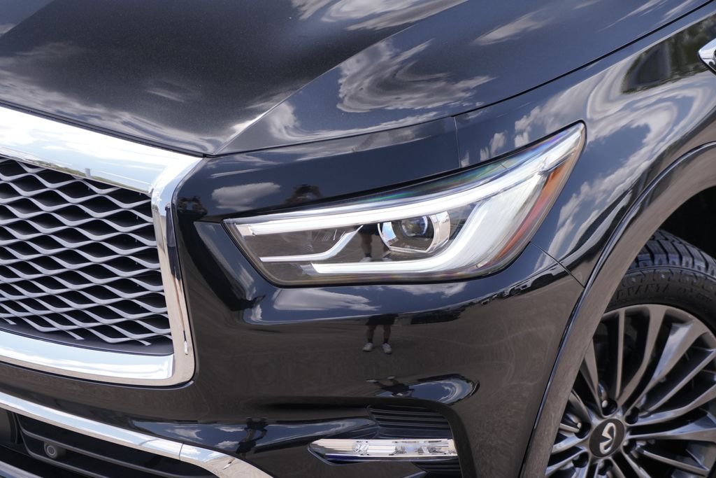 Used 2024 Black INFINITI Sensory image 2
