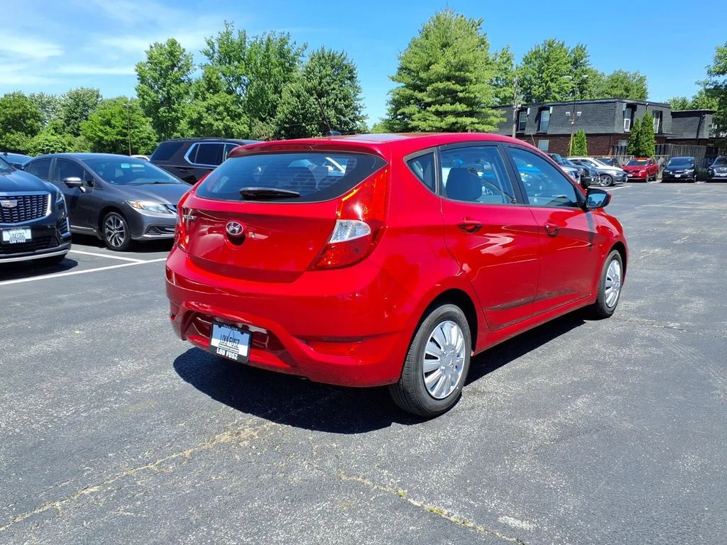Used 2013 Hyundai Accent GS with VIN KMHCT5AE3DU102527 for sale in St. Louis, MO