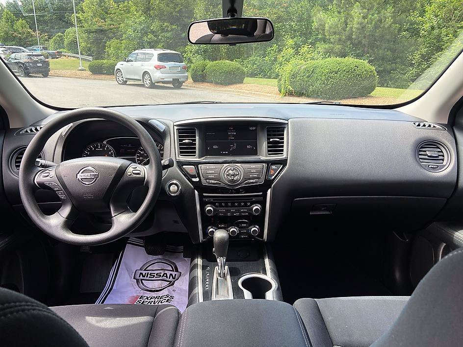 Used 2017 Magnetic Black Metallic Nissan S image 16