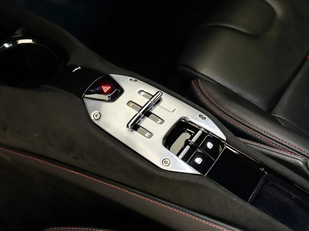 Used 2023  Ferrari  image 17