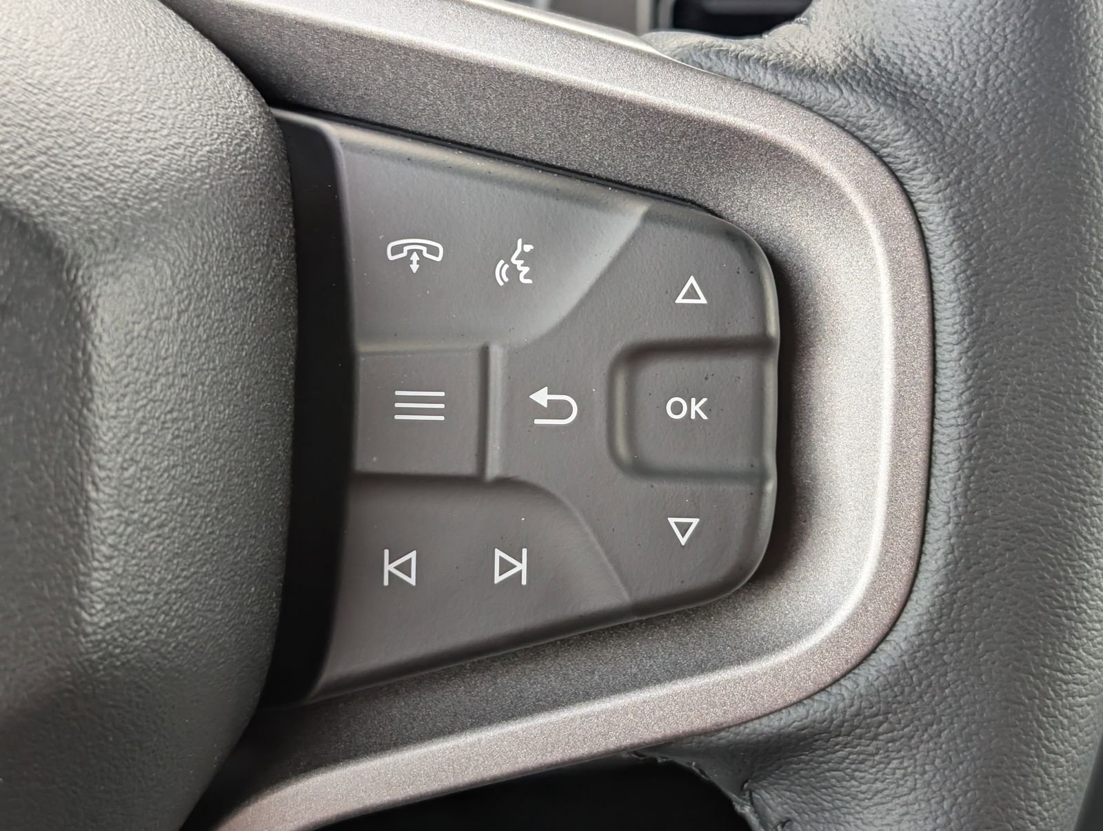 New 2026 Avalanche Gray Ford Big Bend image 26