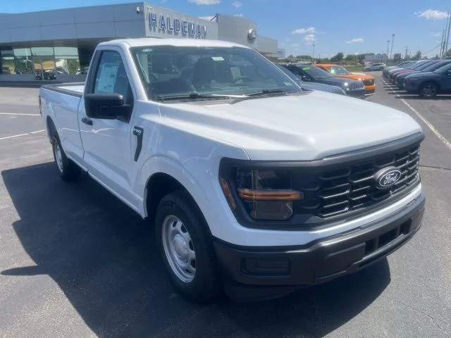 New 2026 Oxford White Ford XL image 3