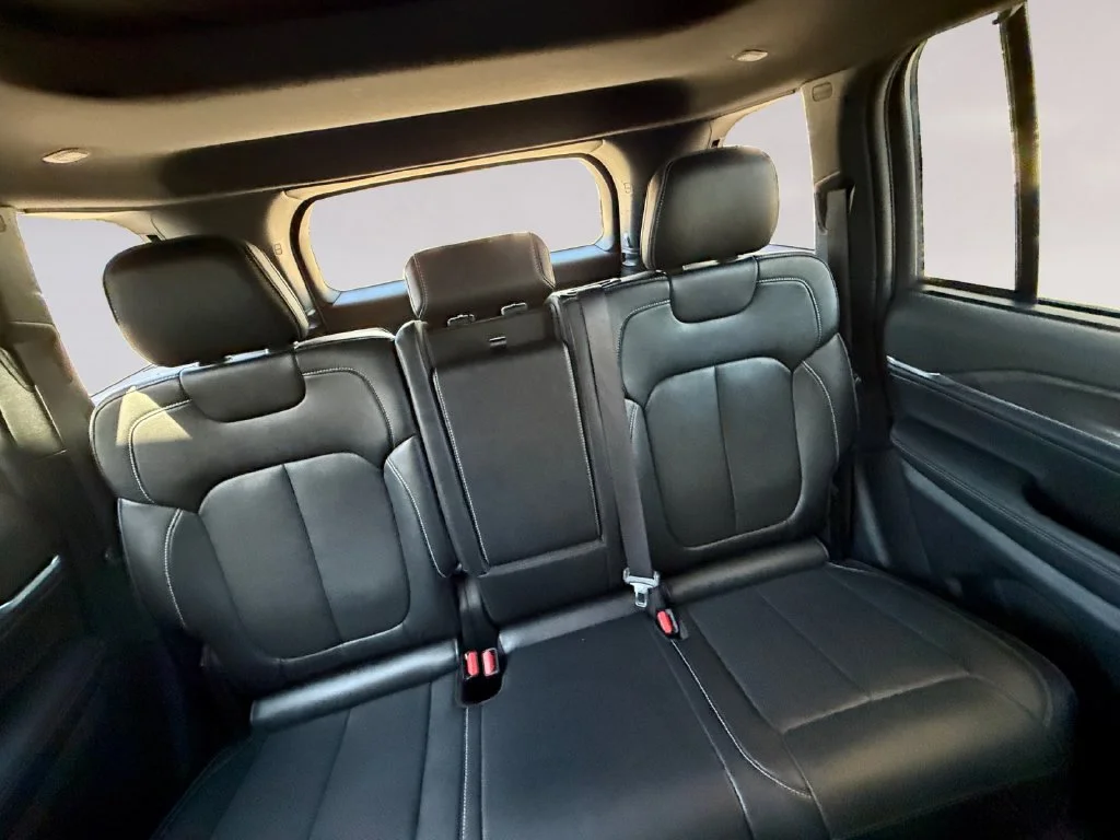 Used 2023 White Jeep Overland image 18