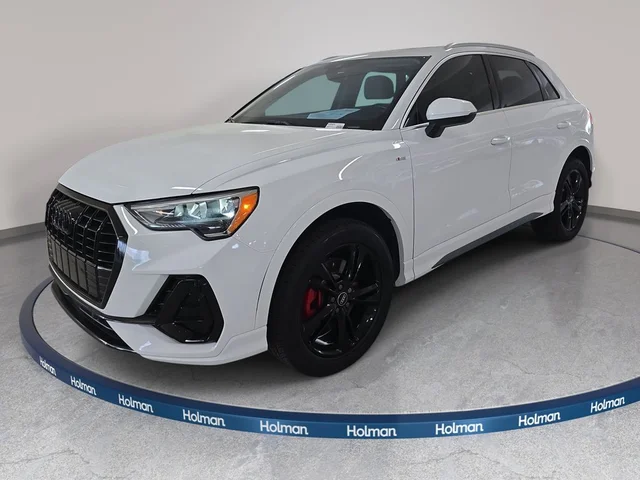 2022 Audi Q3 Premium