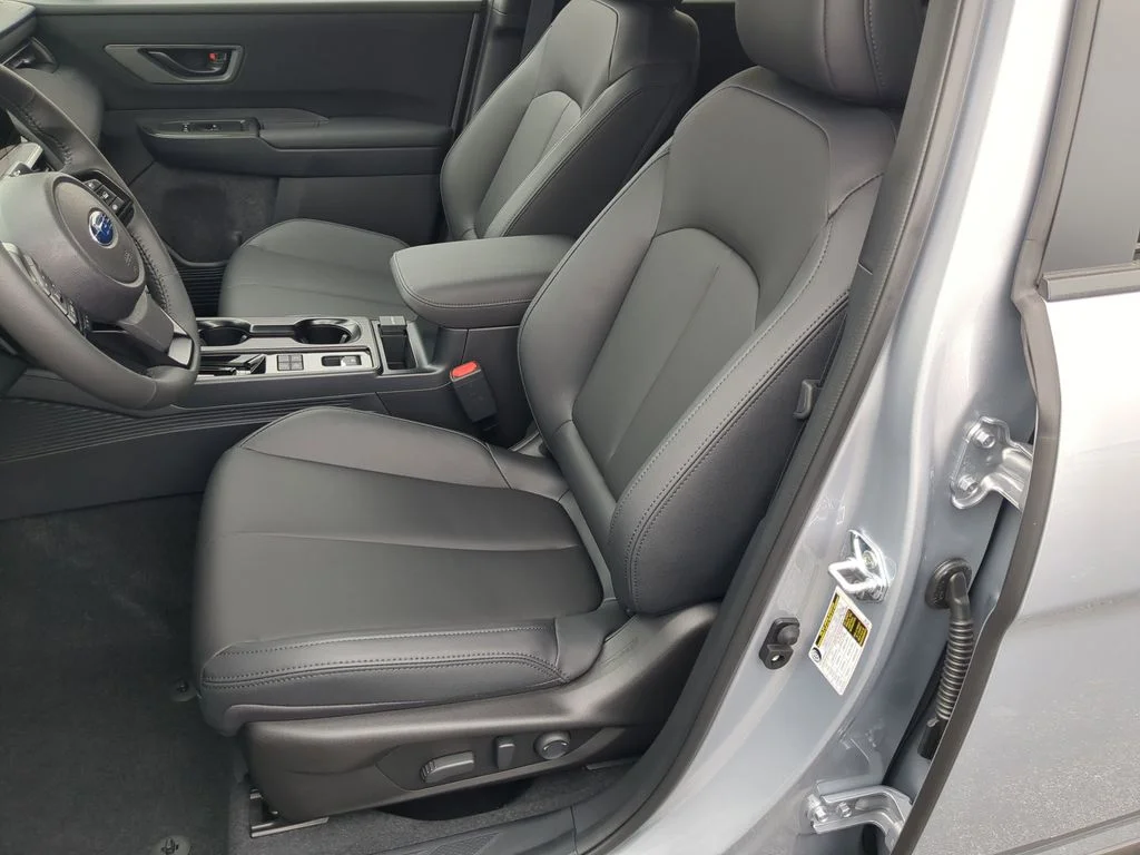 New 2026 ICE SILVER METALLIC Subaru Premium image 19