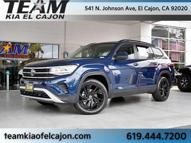 Used 2023 Blue Volkswagen 3.6L V6 SE w/Technology image 2