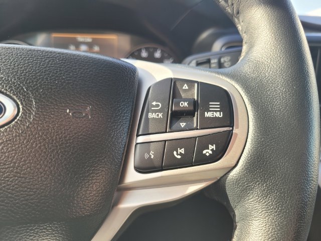 Used 2023 Red Ford XLT image 27