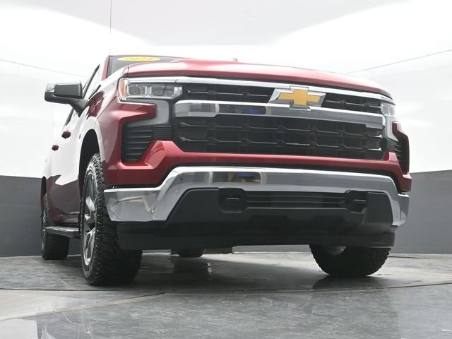 Used 2024 Red Chevrolet LT image 22
