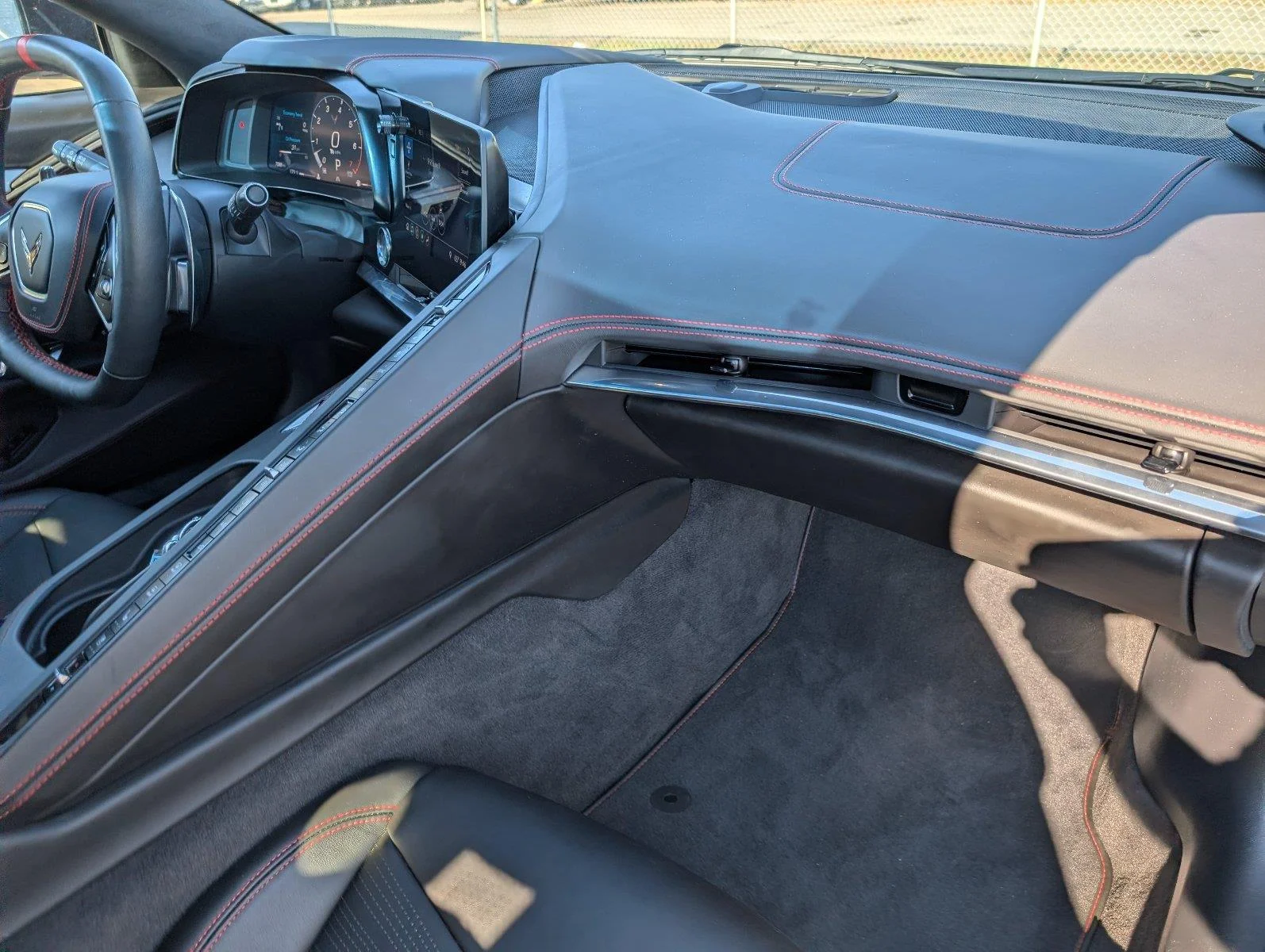 Used 2020 BLACK Chevrolet 3LT image 44