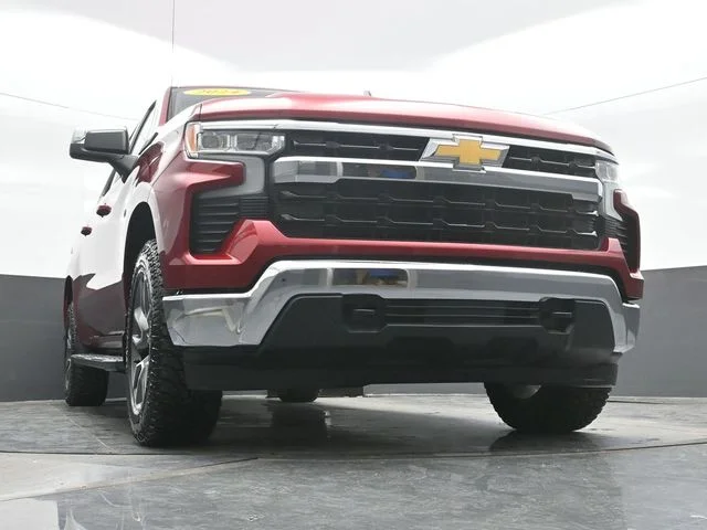 Used 2024 Red Chevrolet LT image 22