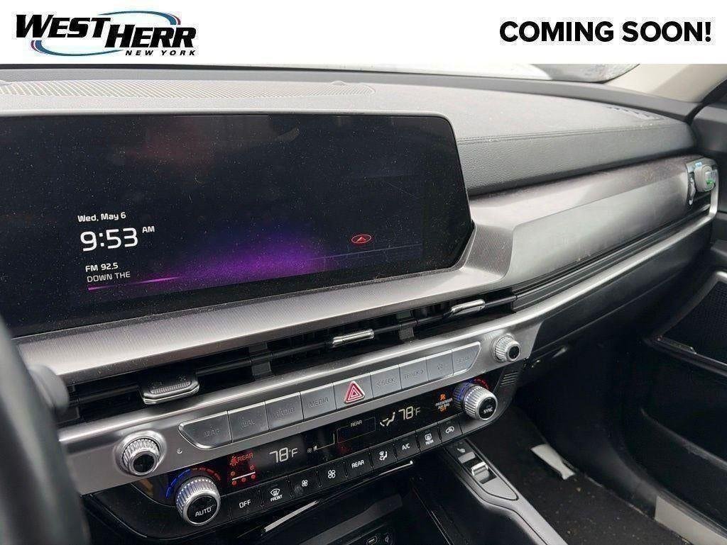 Used 2023 Ebony Black Kia S image 9