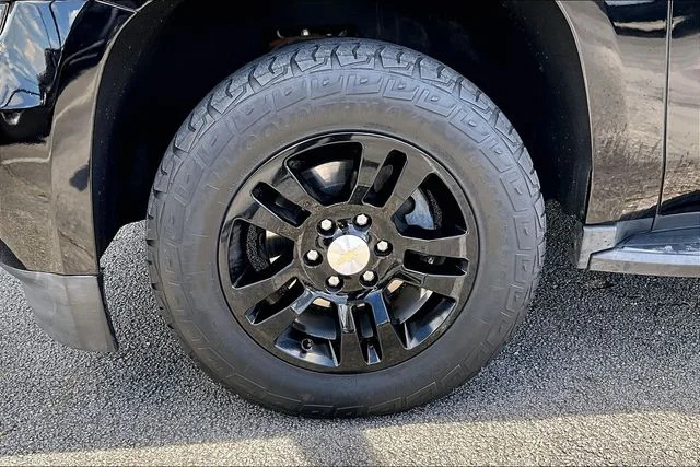Used 2019 Black Chevrolet LT image 28