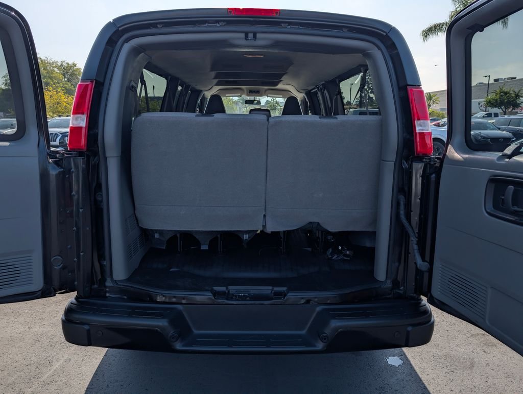Used 2025 Black Chevrolet LS image 16