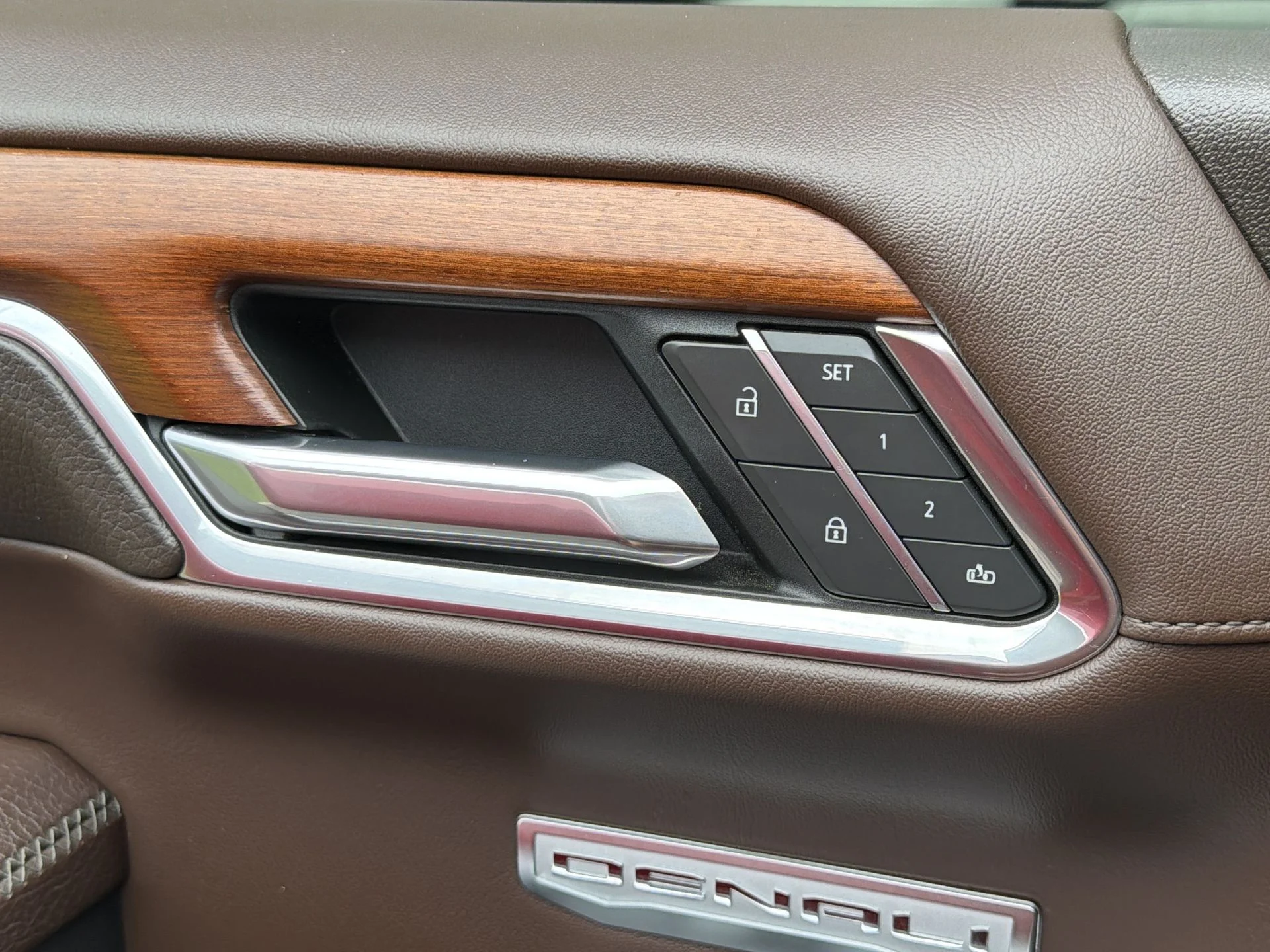 Certified Used 2022 Cayenne Red Tintcoat GMC Denali image 20