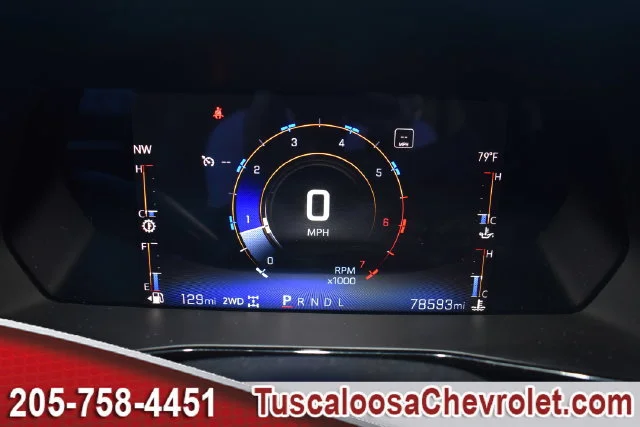 Used 2023 SUMMIT WHITE Chevrolet 4WD LT image 31