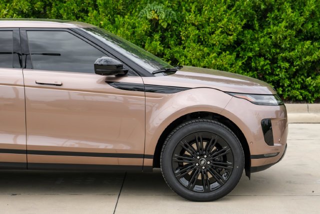 New 2026  Land Rover S image 11