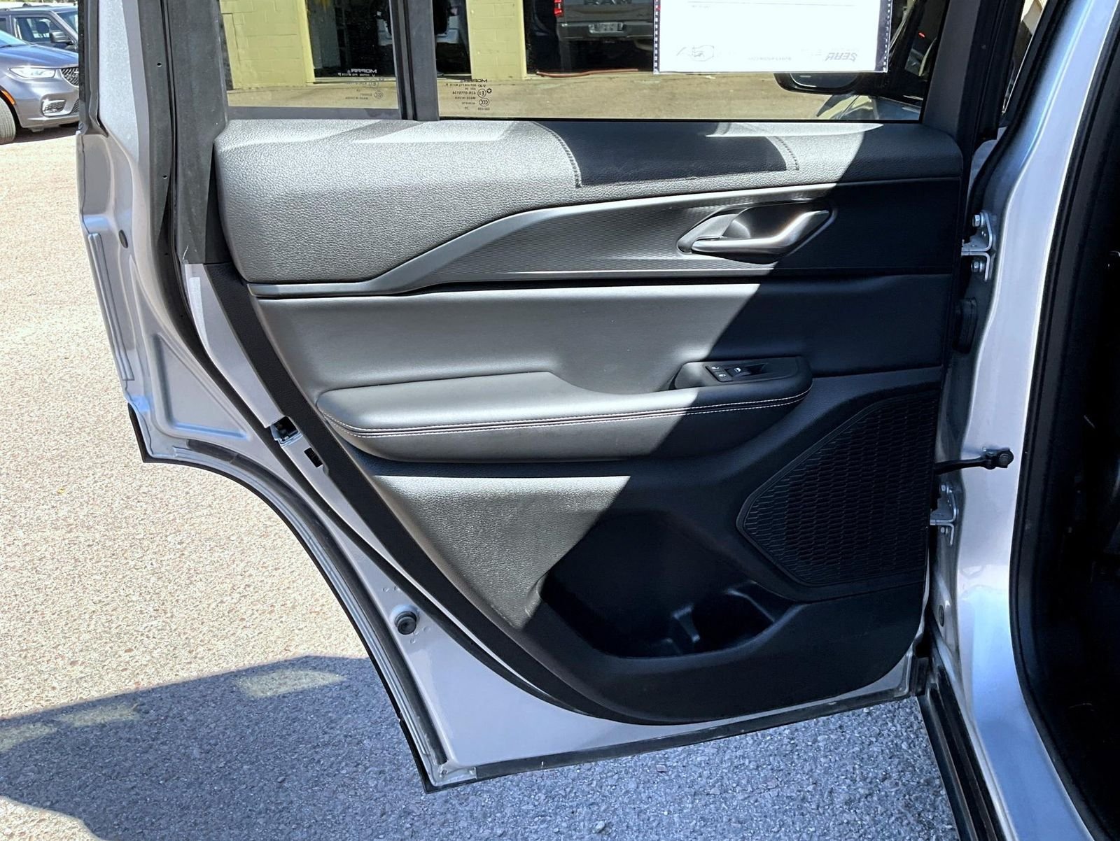 Certified Used 2025 Silver Jeep Altitude image 21