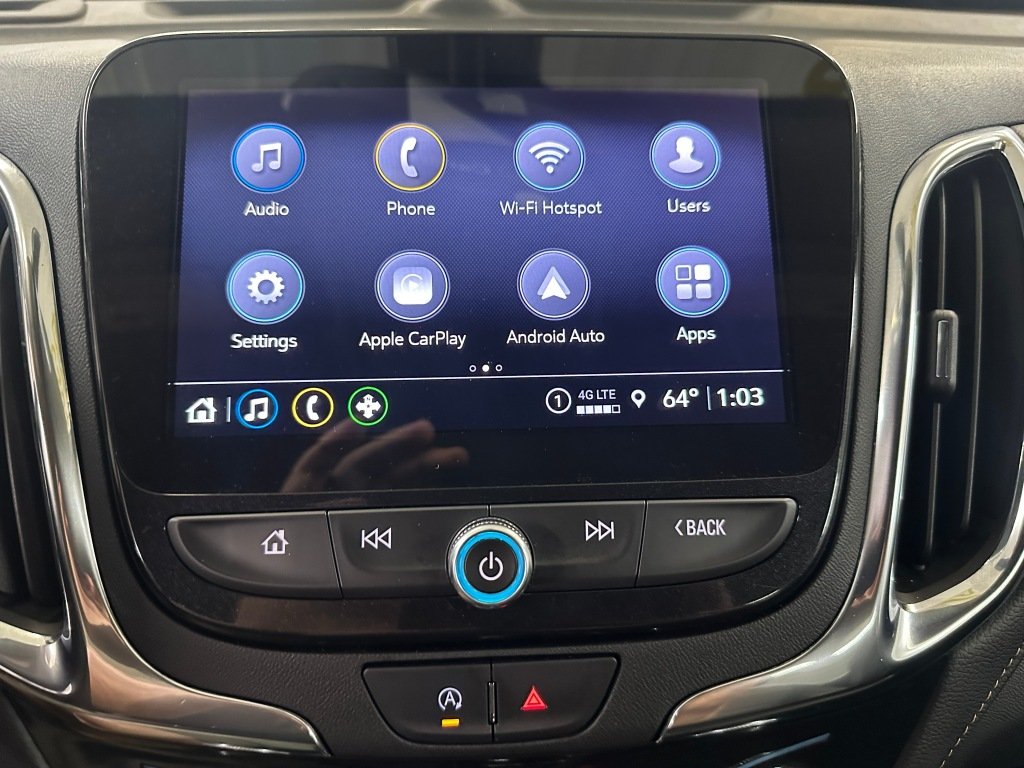 Certified Used 2023 Iridescent Pearl Tricoat Chevrolet Premier image 12