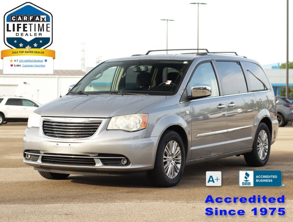 Used 2014 Silver Chrysler Touring-L 30th Anniversary image 3