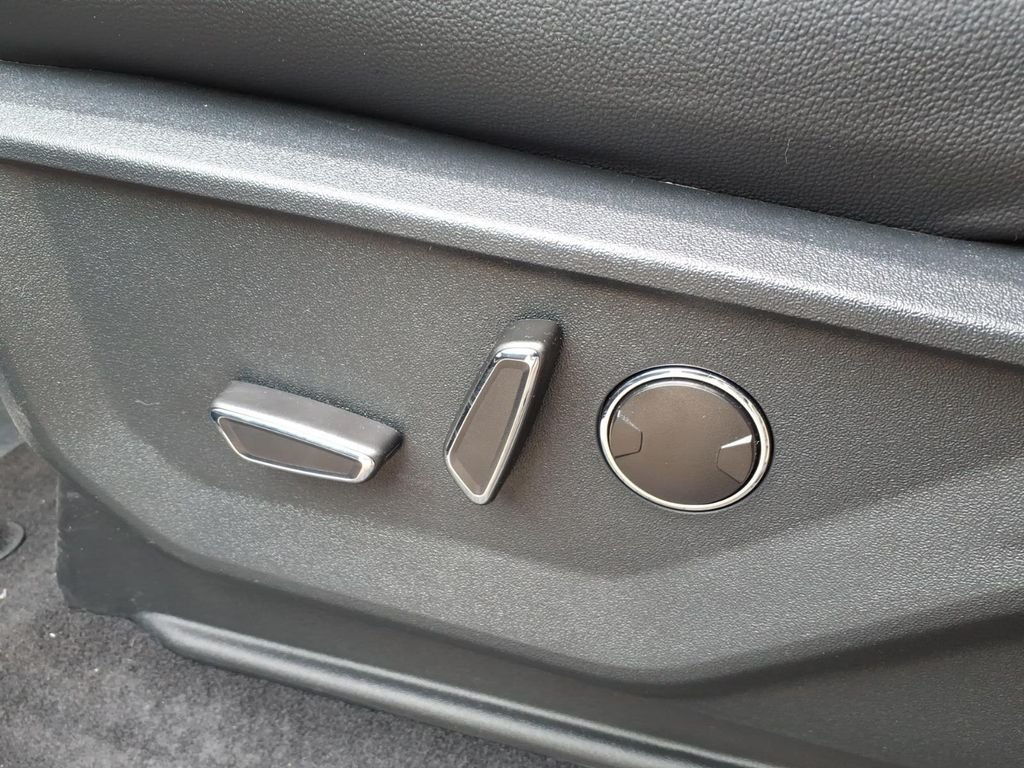 New 2026 Antimatter Blue Metallic Ford Lariat® image 20