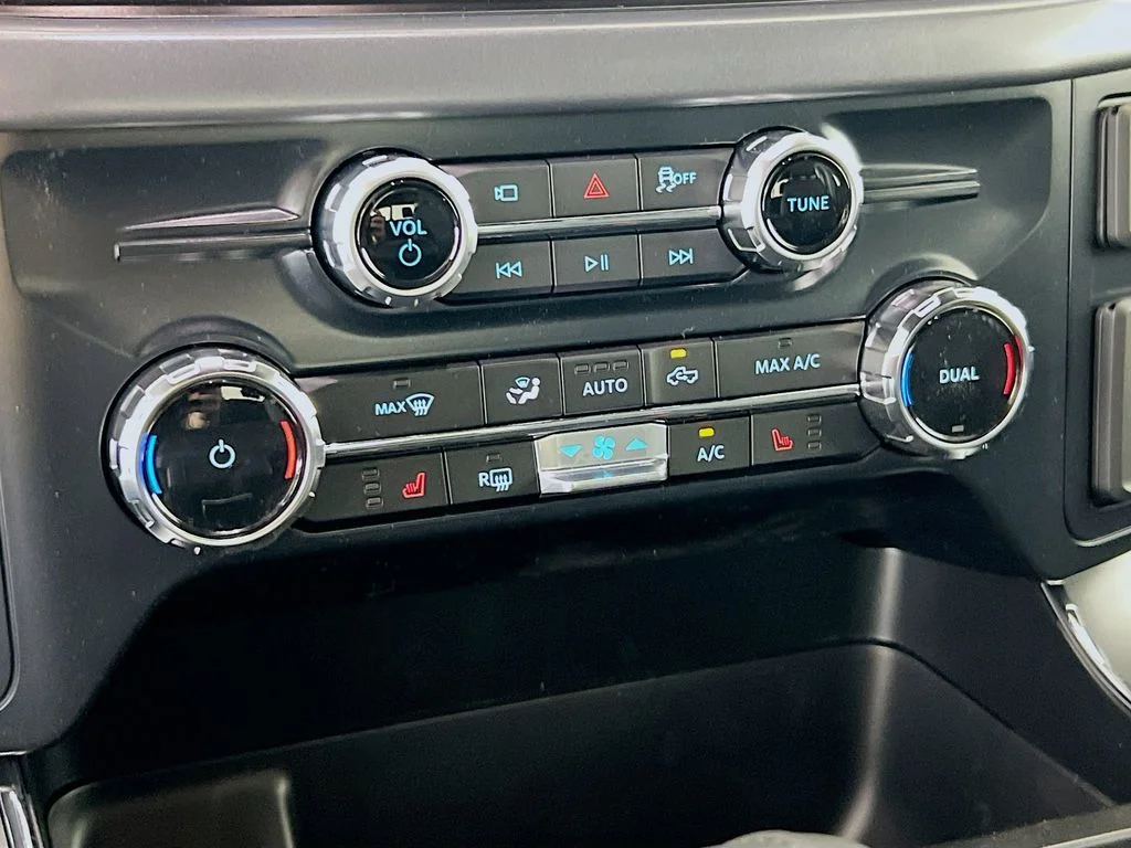 New 2026 Antimatter Blue Metallic Ford XLT image 9