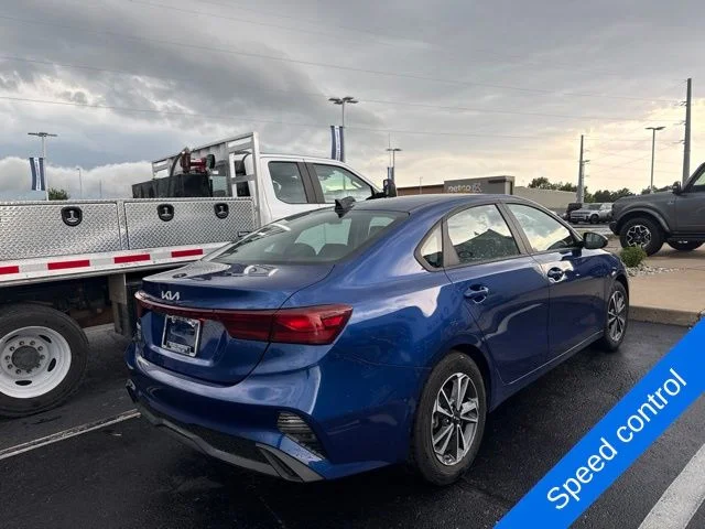 Used 2024 Deep Sea Blue Kia LXS image 7