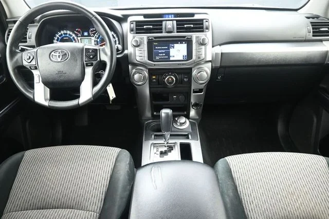 Used 2018 Barcelona Red Metallic Toyota SR5 image 20