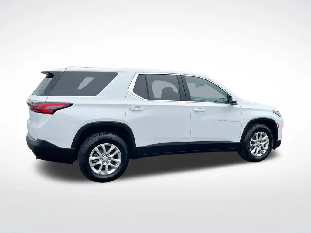 Used 2023 White Chevrolet LS image 9