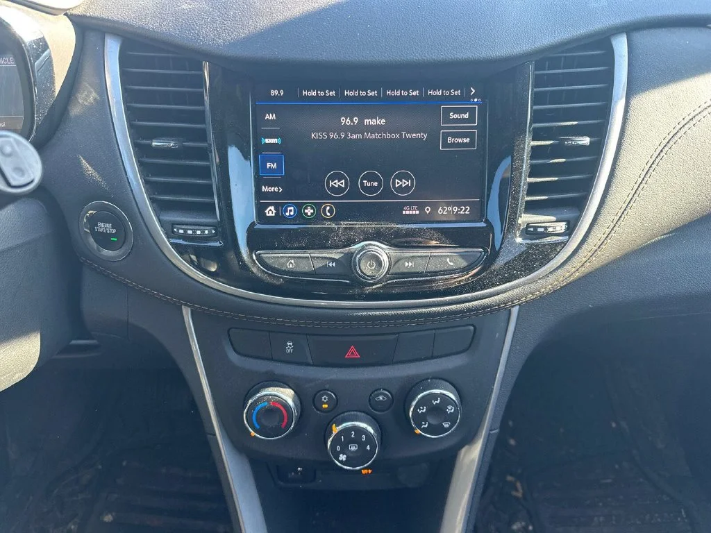 Used 2022 Gray Chevrolet LT image 5