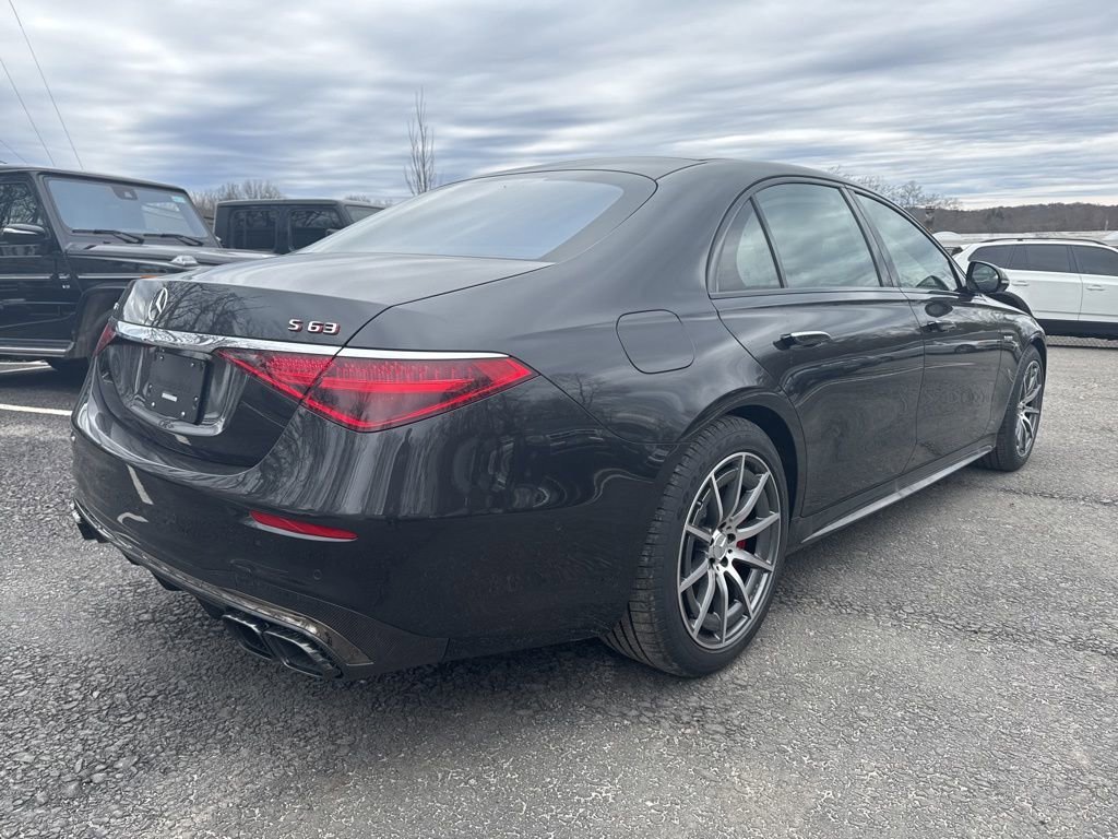 2025 Mercedes-Benz S-Class S 63 - Photo 40