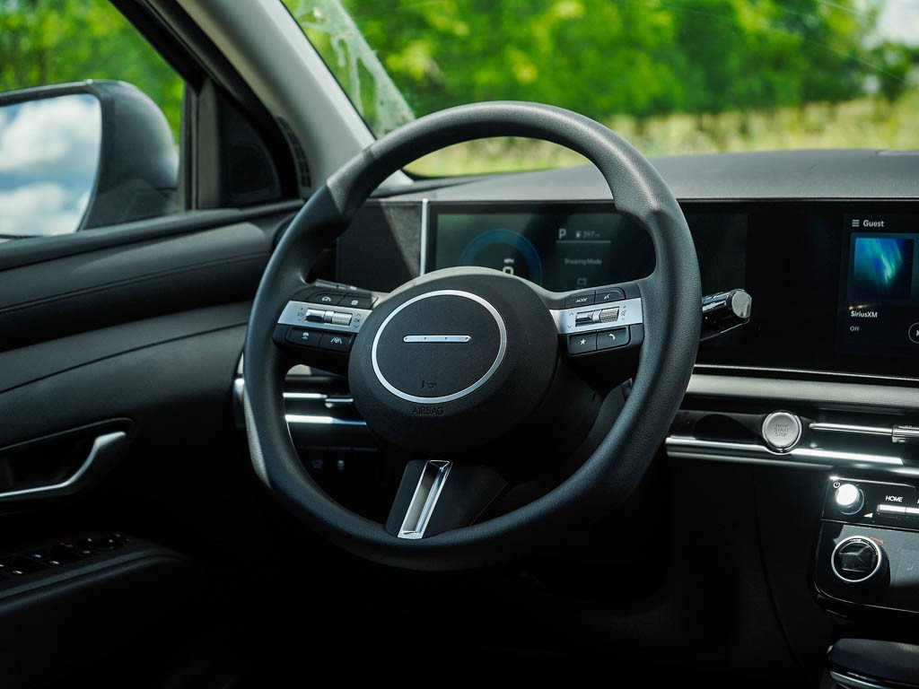 New 2026 Phantom Black Hyundai SEL Plus AWD image 16