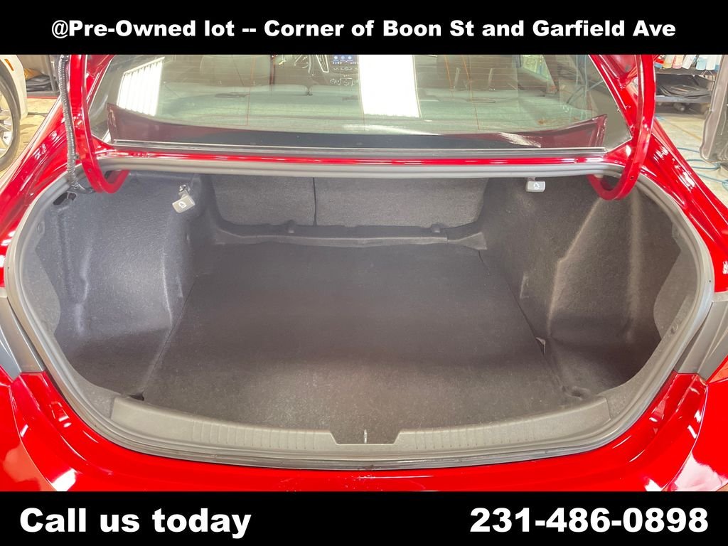 Used 2023 Red Chevrolet RS image 27