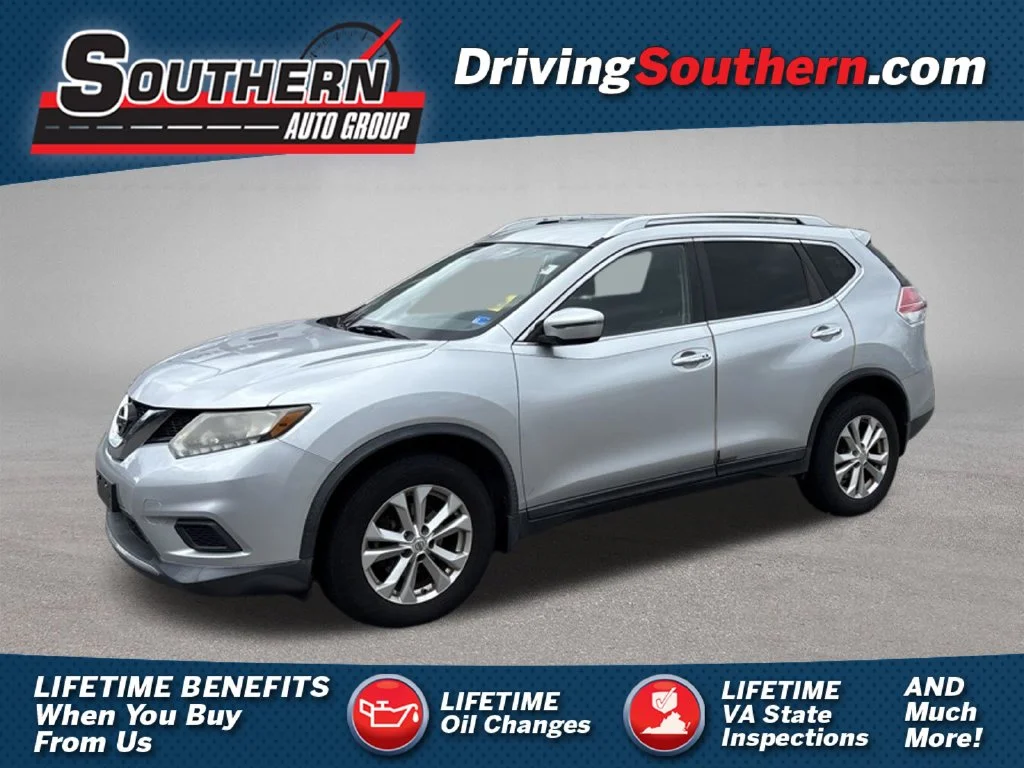 Used 2016 Silver Nissan SV image 1