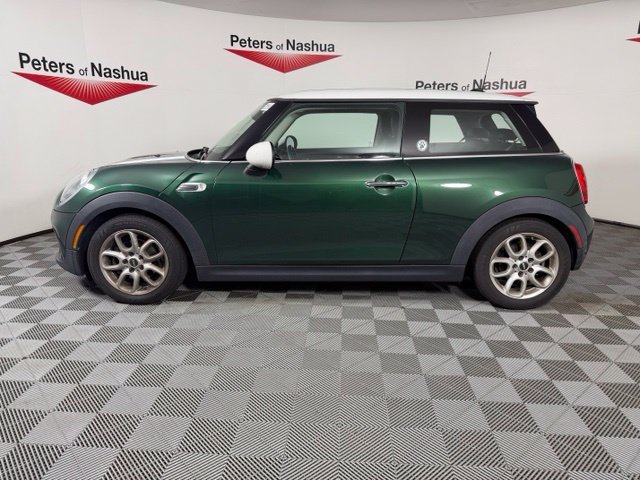 Used 2019 British Racing Green Metallic MINI Signature image 5