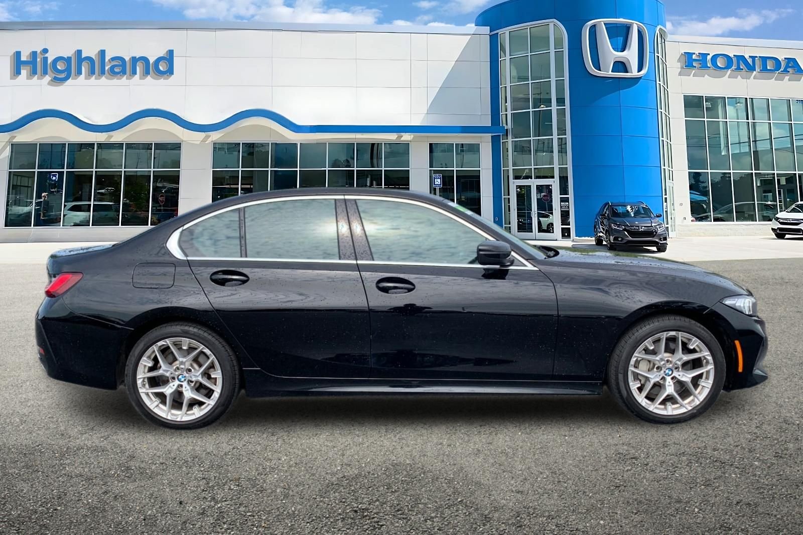 Used 2025 Black BMW 330i xDrive image 6