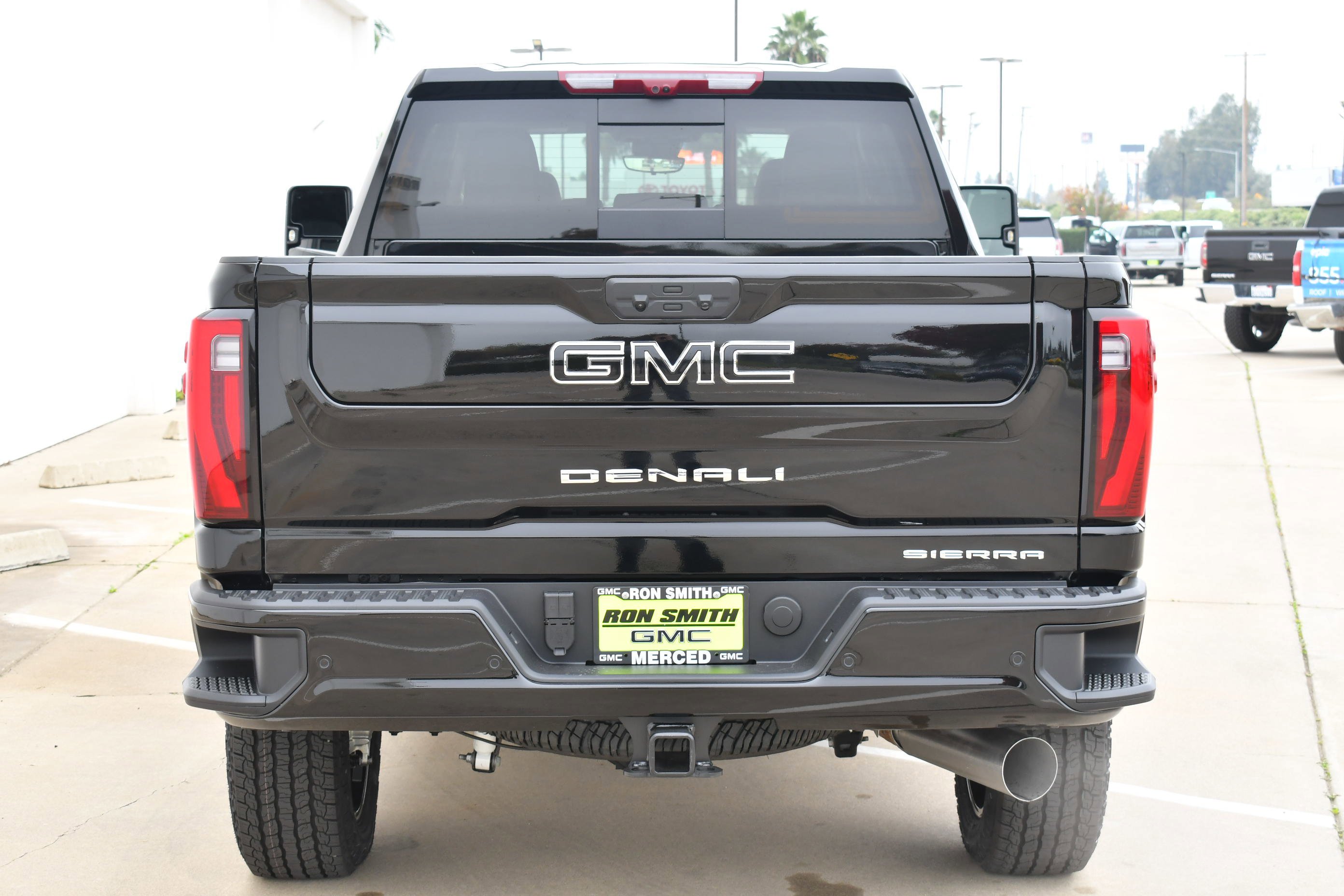 2026 GMC Sierra 2500HD Denali - Photo 9