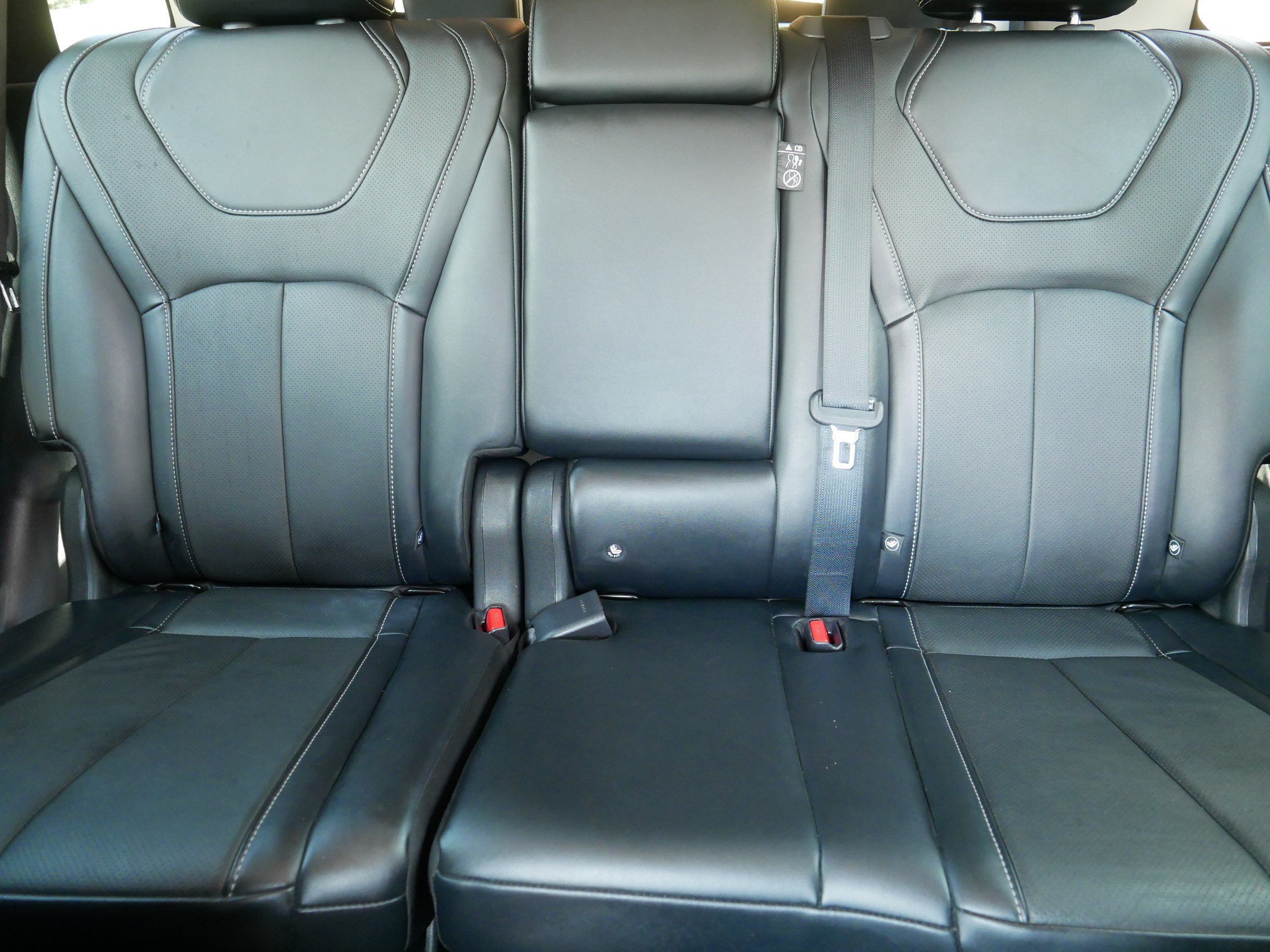 Used 2023 Mineral Black INFINITI PURE image 13